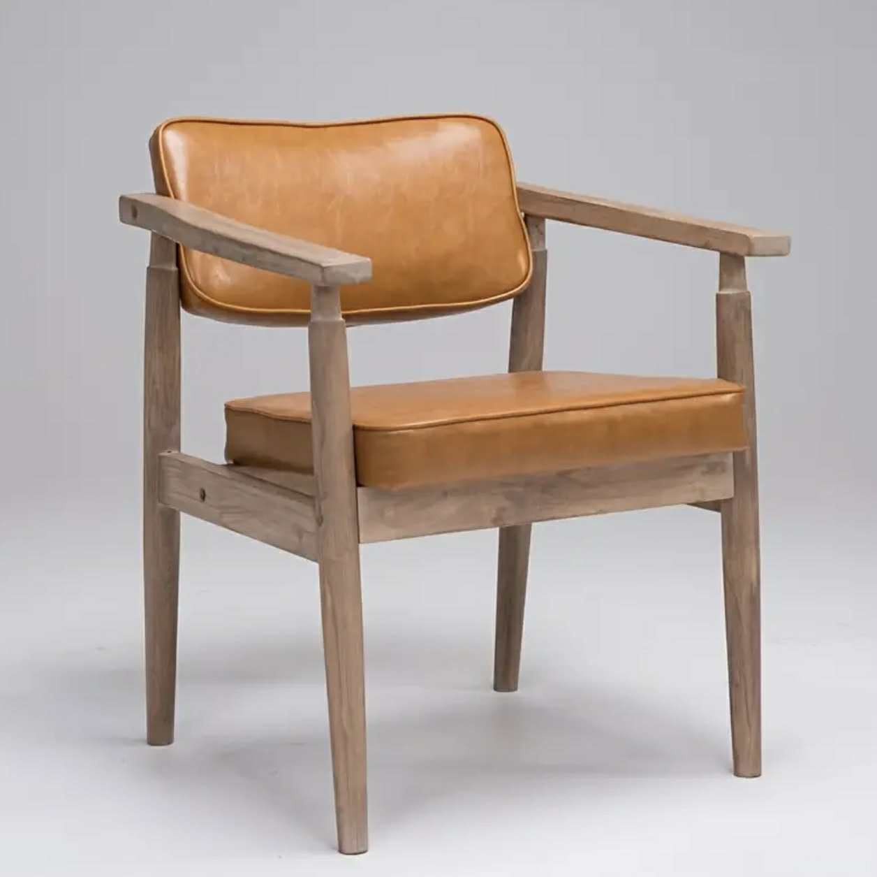Chaise simple en bois massif - Ameublement - Photo detail - Livraison Maroc