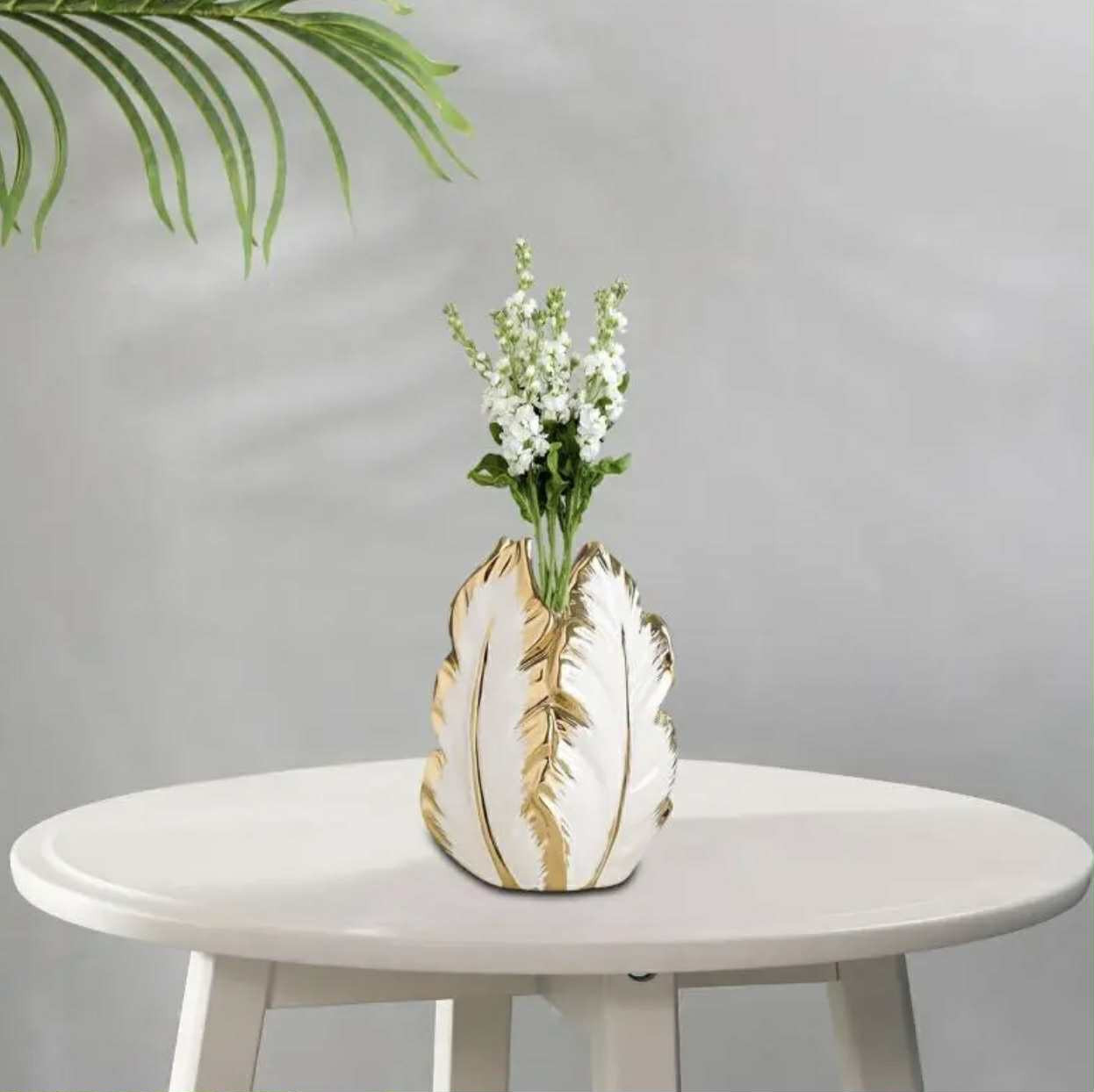 Vase floral moderne et élégant - Décoration blanche et dorée, pot de. - Décorations - Image 3 - Livraison Maroc