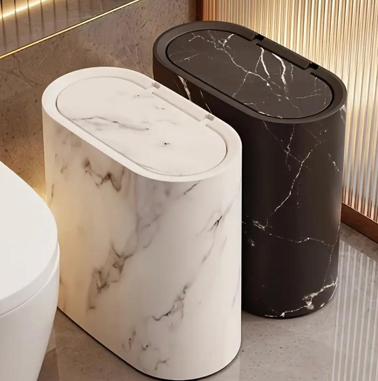 1 Poubelle carrée en plastique LuxeSpace 14L/3,7 gallons avec couvercle, contrôle des odeurs scellé, conception push-open
