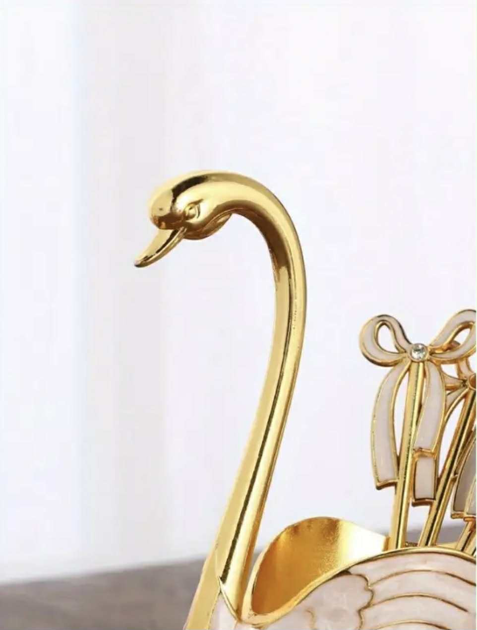 Ensemble de 6 cuillères à nœud et 1 support en forme de cygne ustensi. - Déco de Cuisine - Image 4 - Livraison Maroc